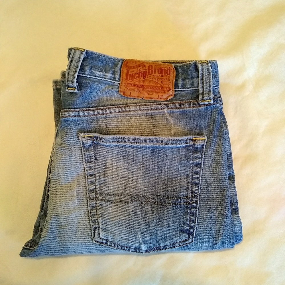 Lucky Brand Vintage Straight Jeans - Picture 3 of 8